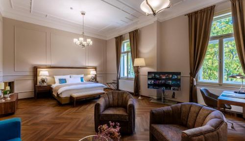 Superior Double or Twin Room with Garden View