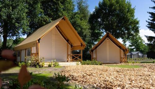 One-Bedroom Holiday Home