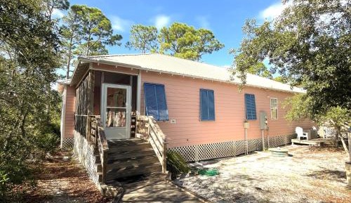 Three-Bedroom Holiday Home 