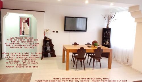 Two-Bedroom Deluxe Apartment with Balcony
