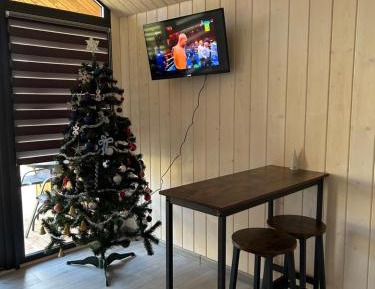 Classic One-Bedroom Apartment with King Bed