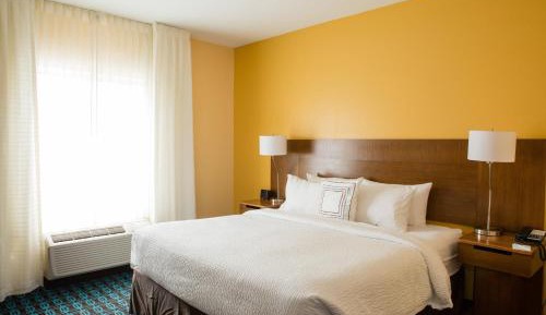 King Room - Hearing Accessible