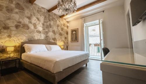 King Room with Balcony