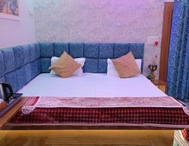 Deluxe Family Suite
