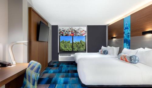 Aloft, Guest room, 2 Queen