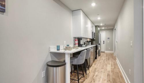 Queen Suite