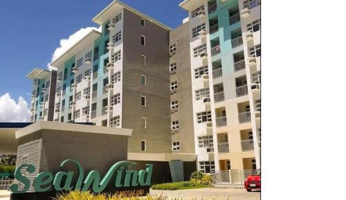 Superior Family Room