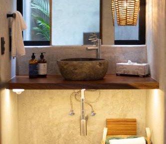 Deluxe Double Room with Balcony and Sea View
