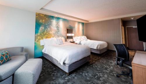 Queen Room with Sofa Bed