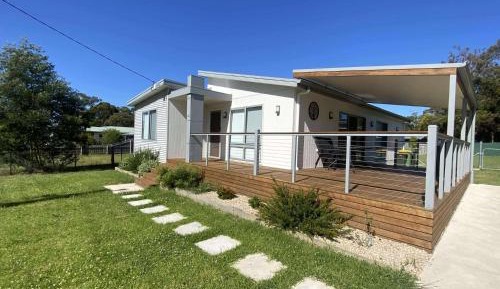 Three-Bedroom Holiday Home 