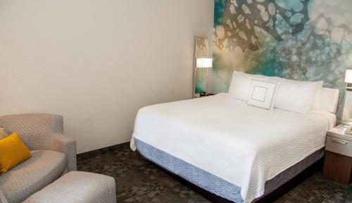 King Room with Balcony