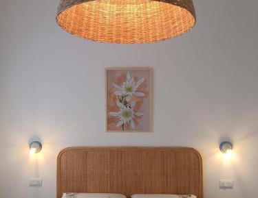 One-Bedroom Apartment with Balcony