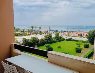 Studio with Sea View