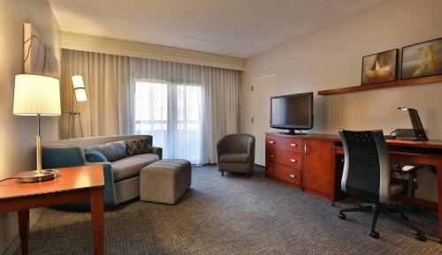 1 Bedroom Suite, 2 Queen