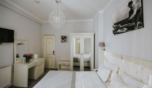 Double  Room