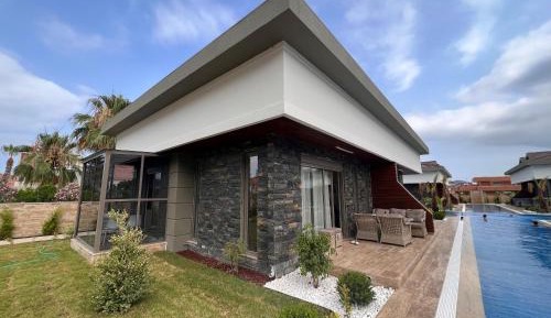 Deluxe Villa