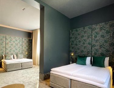 Superior Family Room