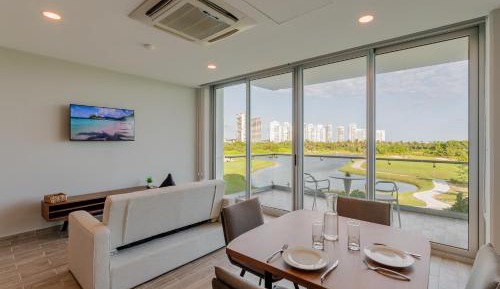 King Suite with Balcony, Golf Course View