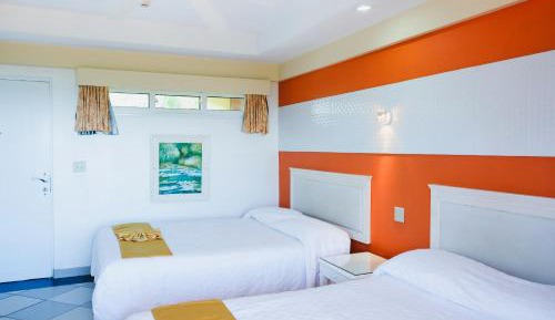 Queen Room with Two Queen Beds - Ocean Front with Terrace