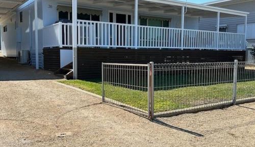 Three-Bedroom Holiday Home 