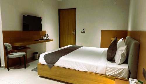Large Double Room