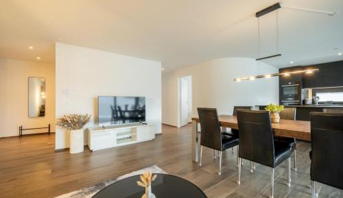 Three-Bedroom Superior Apartment