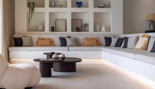 Horizon Majesty 13-Bedroom Villa Complex with Private Pool