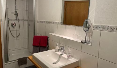 One-Bedroom Apartment (3 Adults)