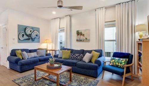 Three-Bedroom Holiday Home 