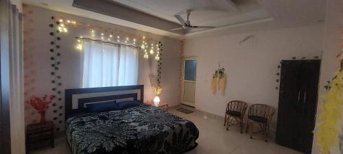 Deluxe Queen Suite