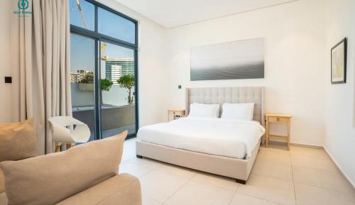 One-Bedroom Apartment with Terrace