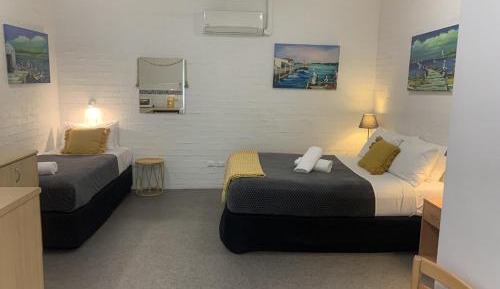 Family Room - Dog Friendly