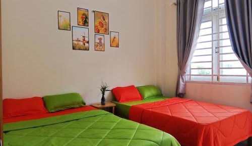 Twin Room with Shared Bathroom