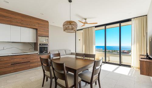 Two-Bedroom Deluxe Apartment with Ocean View