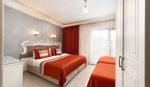 Deluxe Family Room