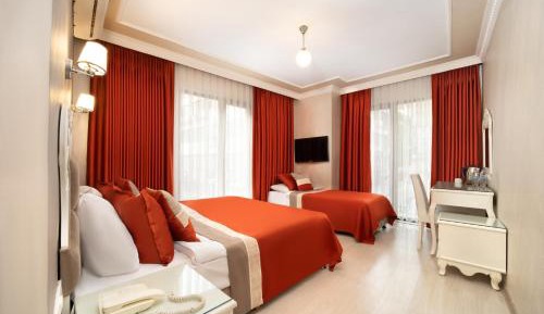 Deluxe Triple Room