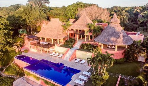 Villa - Beach Front