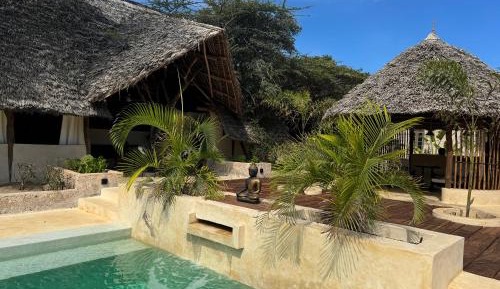 Deluxe Double or Twin Room with Pool View