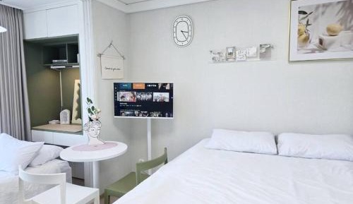 Family Studio
