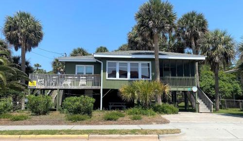 Three-Bedroom Holiday Home 