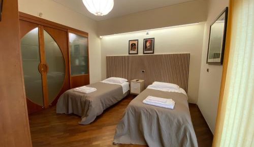 Standard Twin Room