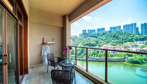 Double Room with Lake View