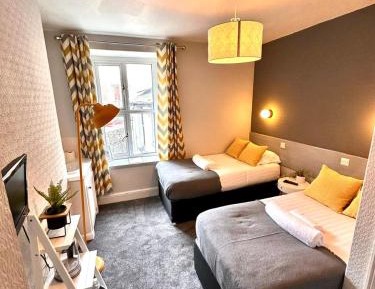 Standard Twin Room