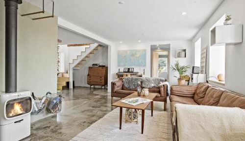 Four-Bedroom Holiday Home