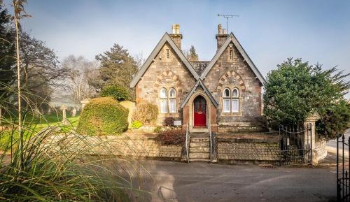 Three-Bedroom Holiday Home 