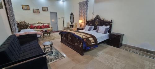 Superior Family Room