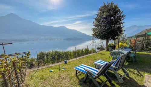 Apartment with Lake View