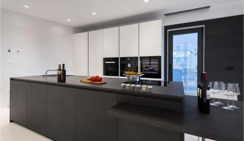 Six-Bedroom Holiday Home