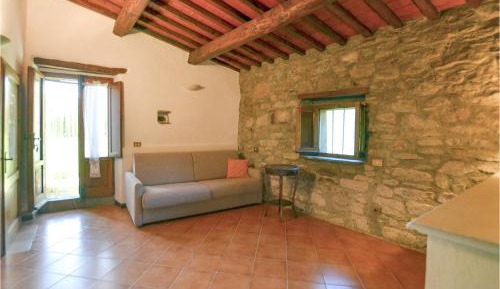 One-Bedroom Holiday Home