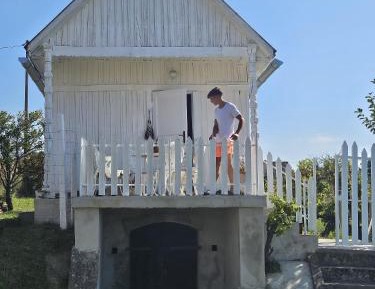 One-Bedroom House